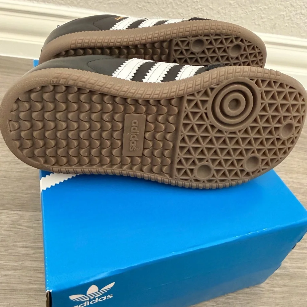 Adidas Kids Samba OG Black with White Stripes Size 9K(little kids) - Picture 4 of 5